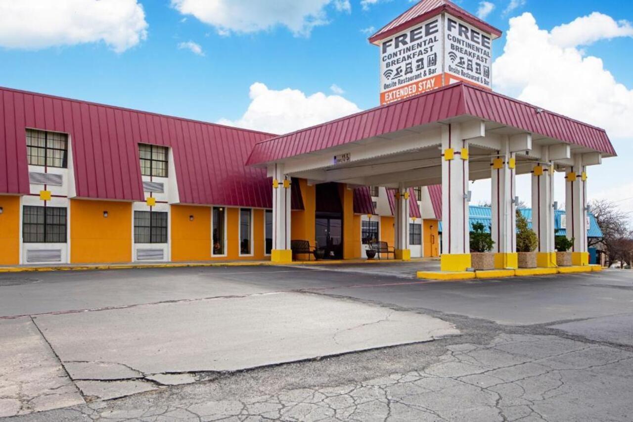 Economy Inn & Suites Denton Dış mekan fotoğraf