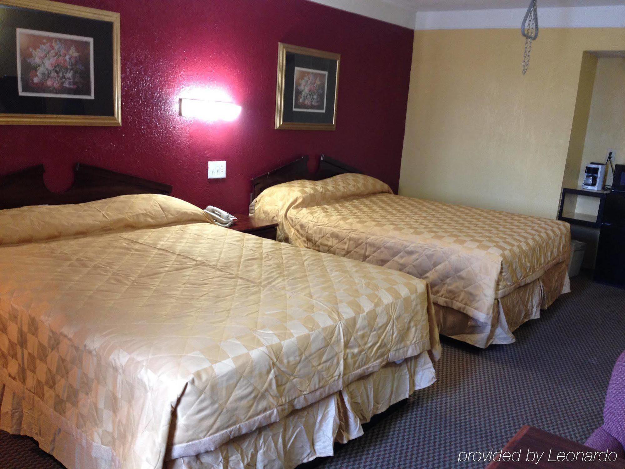Economy Inn & Suites Denton Dış mekan fotoğraf